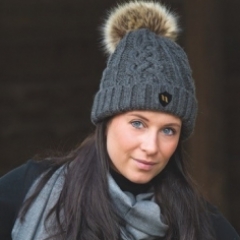 Back On Track Amanda Bobble hat